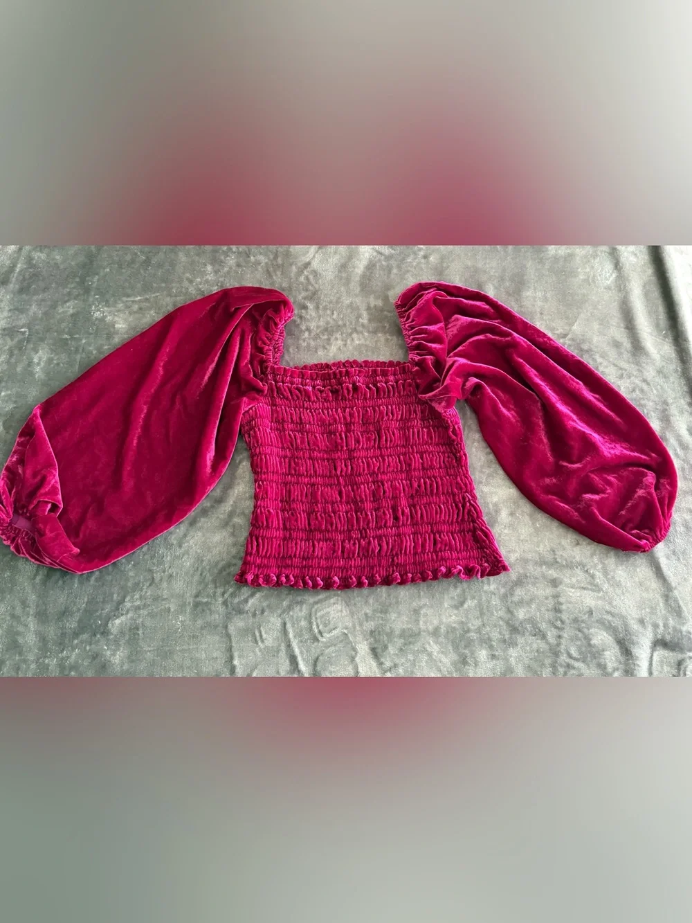 Anthropologie Velvet Smocked Puff Sleeve Peasant Top Deep Berry Women's Small
